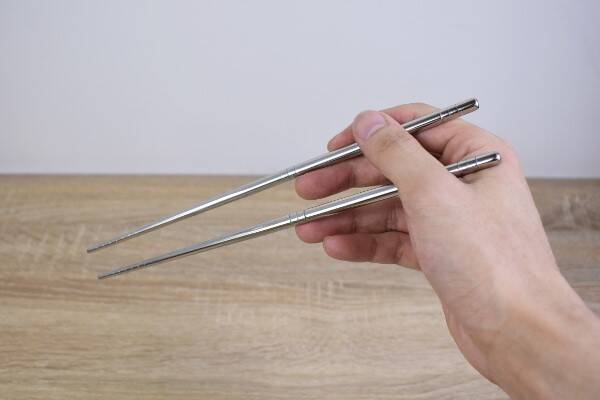 汚れにくさがウリ キラキラボディが美しい ステンレス箸 19年8月日 エキサイトニュース