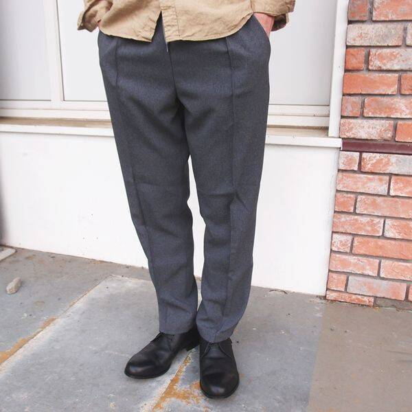 メンズの鉄板は グレー 今おすすめのスラックスが揃いました 年2月14日 エキサイトニュース