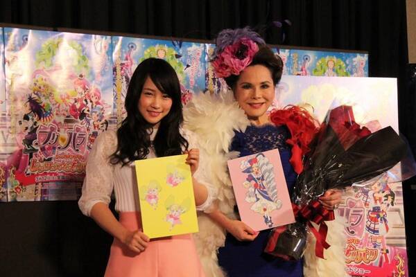 デヴィ夫人が誕生日に声優初挑戦 独特な 語尾 の演技に苦戦 映画 プリパラ み んなのあこがれ レッツゴー プリパリ アフレコ後取材レポート 16年2月6日 エキサイトニュース
