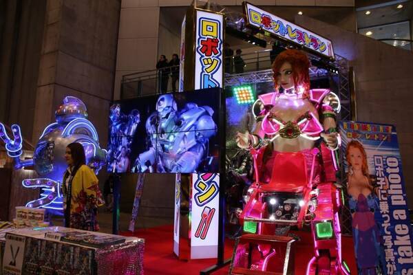 ワンフェス16 冬 あの ロボットレストラン も初出展 ロボ おもしろフィギュアまとめ 16年2月10日 エキサイトニュース