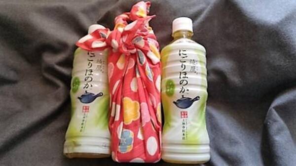 ハンカチで簡単にできるペット包みも紹介 3月21日発売の 綾鷹にごりほのか を一足お先に飲んでみた 16年3月13日 エキサイトニュース