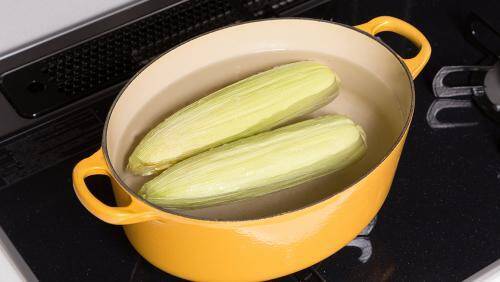 水からorお湯から とうもろこしのおいしい茹で方 18年2月8日 エキサイトニュース