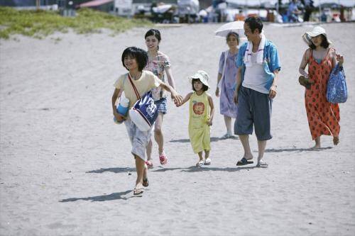 映画 万引き家族 仲良し本編映像解禁 9日 海街 Diary 16日 そして父になる 地上波放送もチェック 18年6月7日 エキサイトニュース