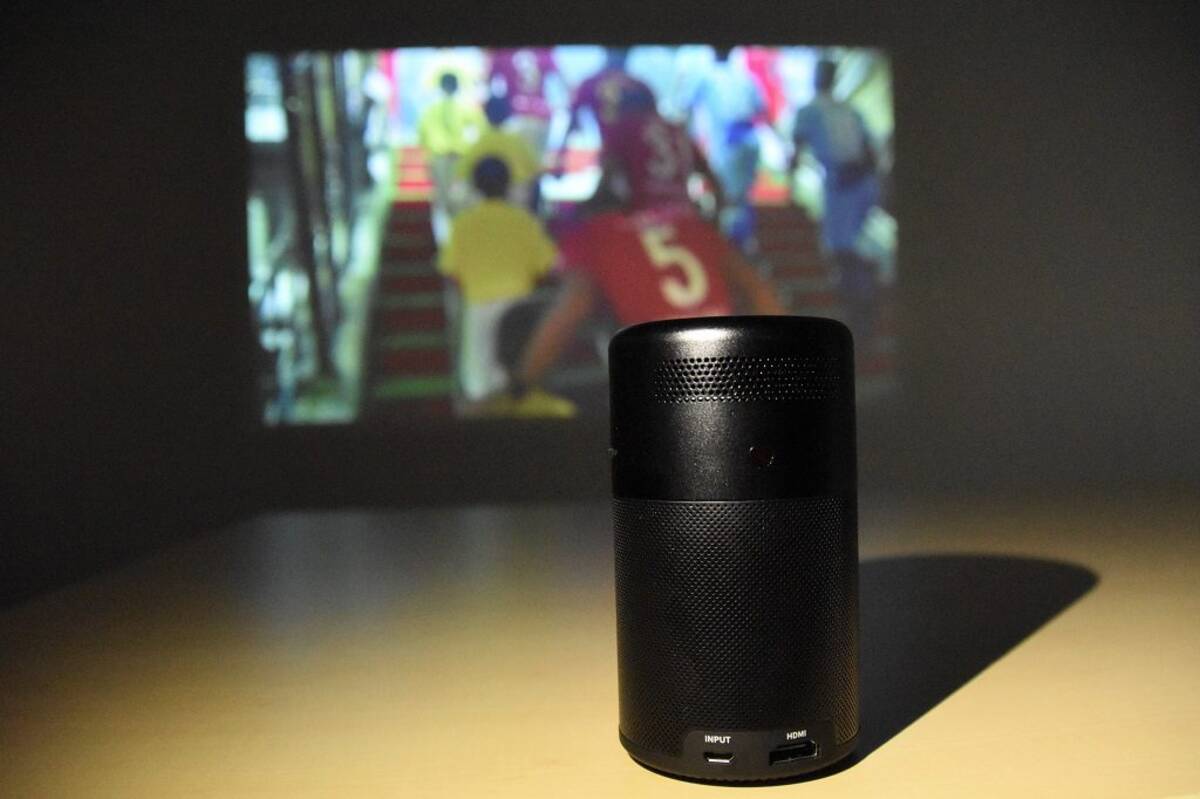 大画面でスポーツ観戦したいのだ Ankerのモバイルプロジェクター Nebula Capsule で Dazn を見る方法 18年8月8日 エキサイトニュース
