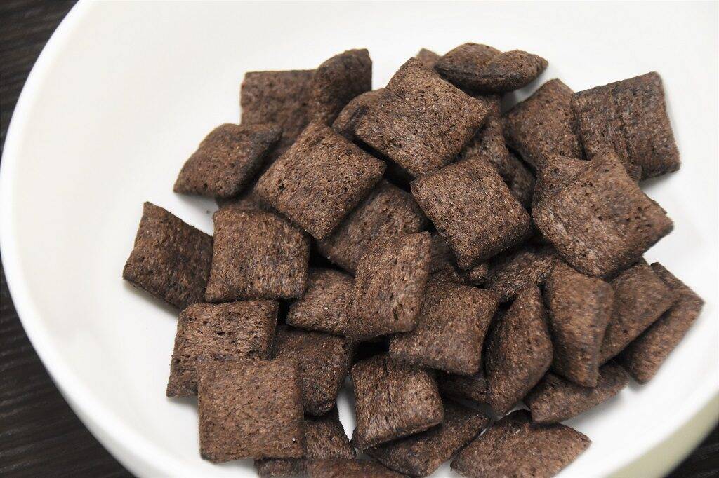 ケロッグ ハーシーのやみつきチョコビッツが日本上陸 ココア風味クランチの新食感シリアル 18年8月15日 エキサイトニュース