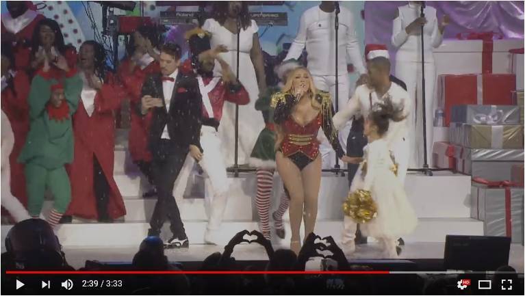 マライア キャリー公式 Youtube アカウントが 恋人たちのクリスマス All I Want For Christmas Is You の最新ライブ映像を公開 18年12月25日 エキサイトニュース