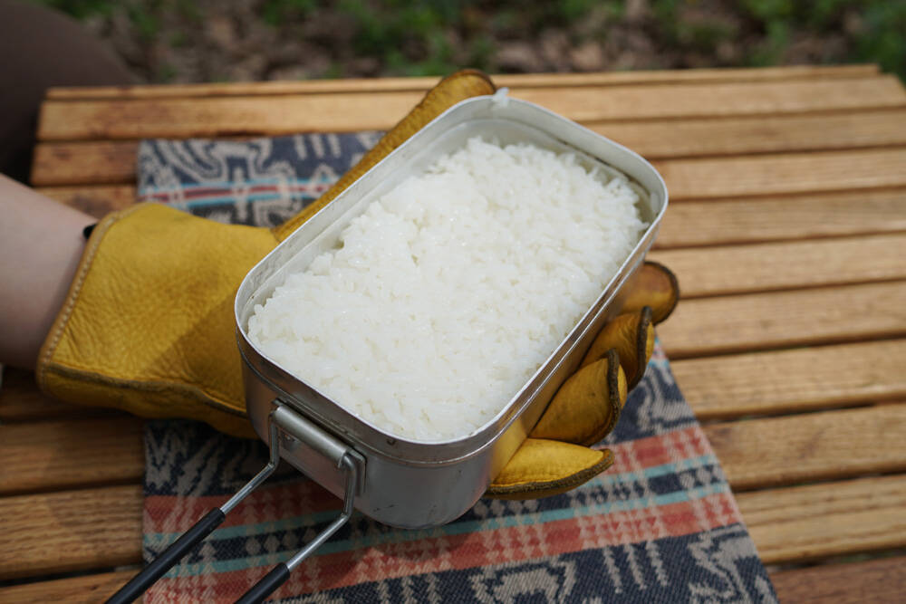 炊く 煮る 蒸す 炒める 燻す さらにお弁当箱にもなる 万能クッカー メスティン のレシピブックが6刷重版の大人気 19年3月12日 エキサイトニュース