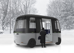 無印良品がデザインした自動運転バス『GACHA』がヘルシンキで一般公開