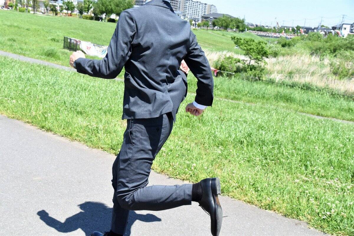 上下で1万円 スーツ難民の新社会人にはユニクロの 感動セットアップ を薦めたい 19年5月11日 エキサイトニュース
