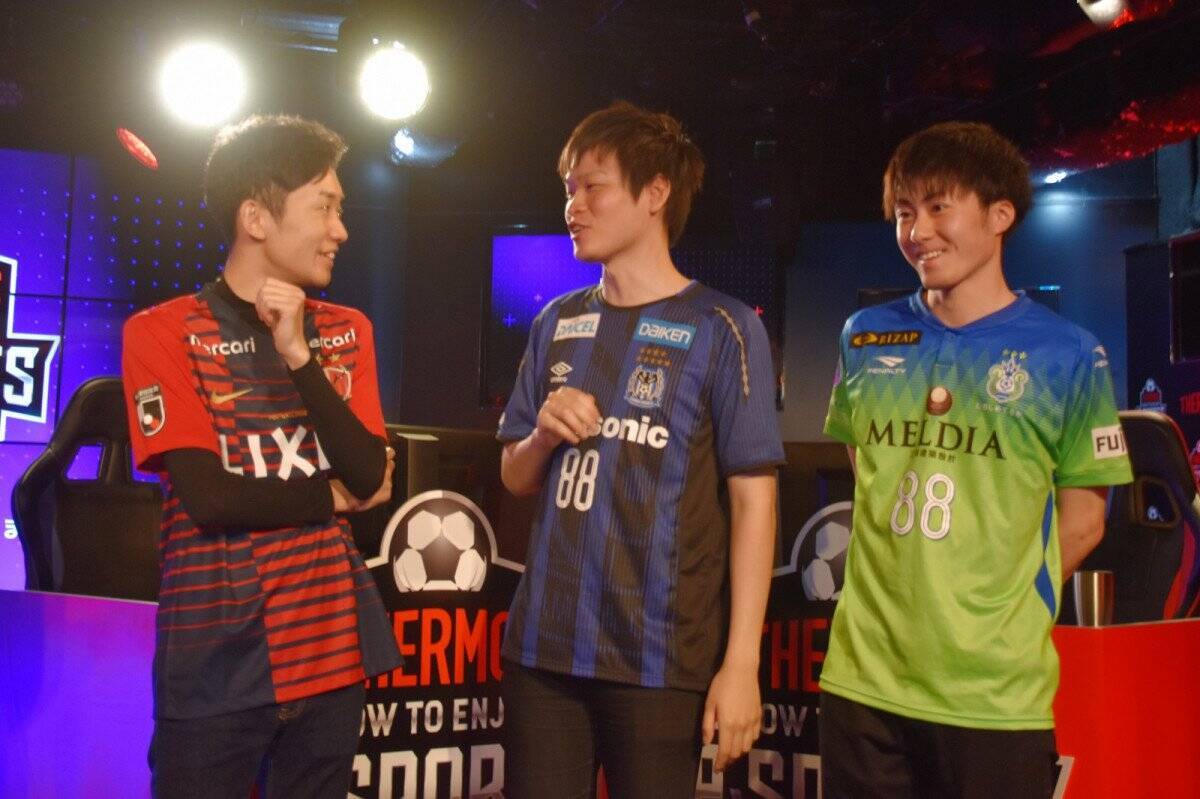 松木安太郎さんも うおおっ と唸る超絶プレイ連発 サーモスがfifa 19 グローバルシリーズ Ej League Samsung Ssd Cup出場選手によるエキシビションマッチを開催 19年6月13日 エキサイトニュース