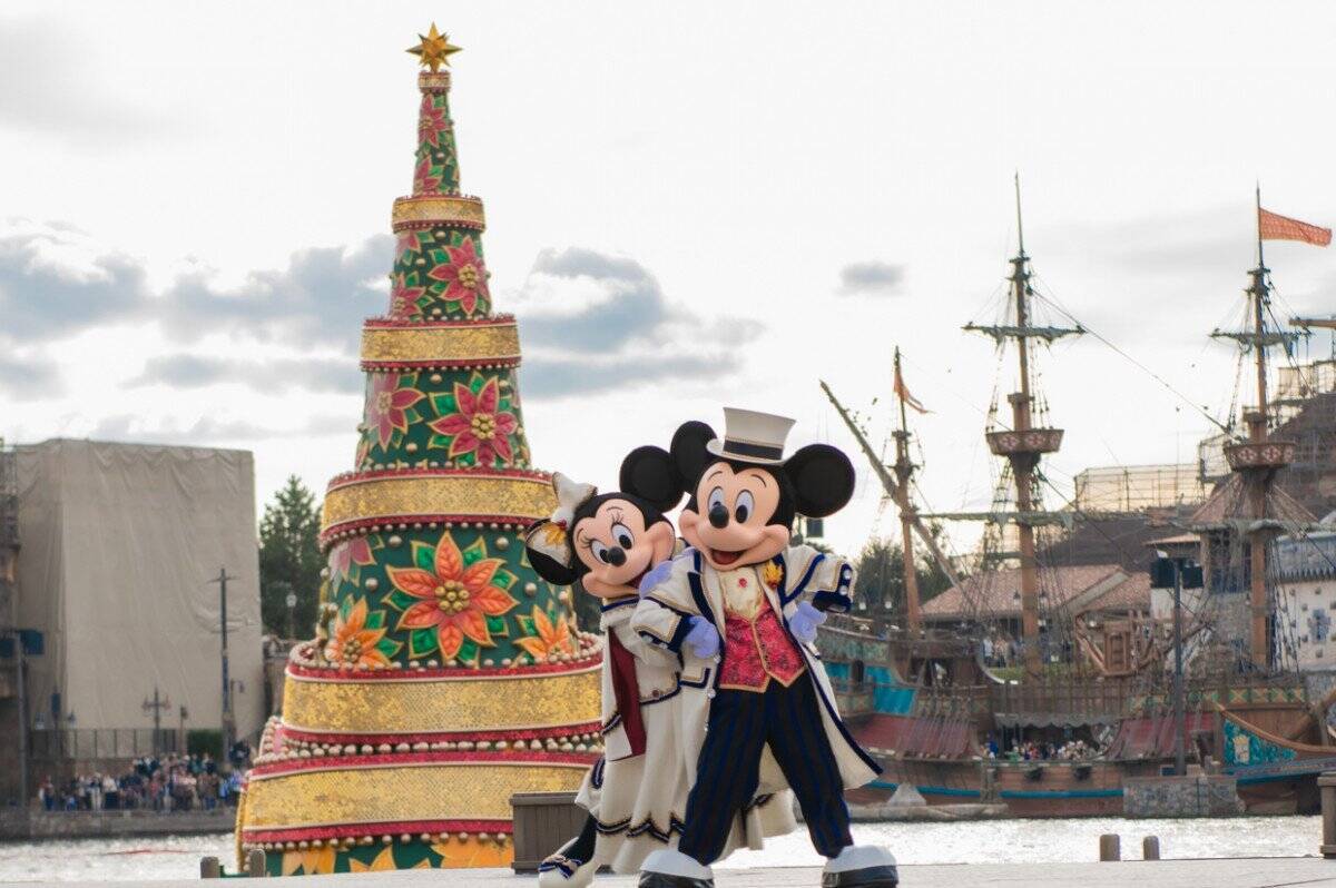 We Wish You A Merry Christmas 美しい ディズニー クリスマス の風景写真をご覧ください 19年12月25日 エキサイトニュース