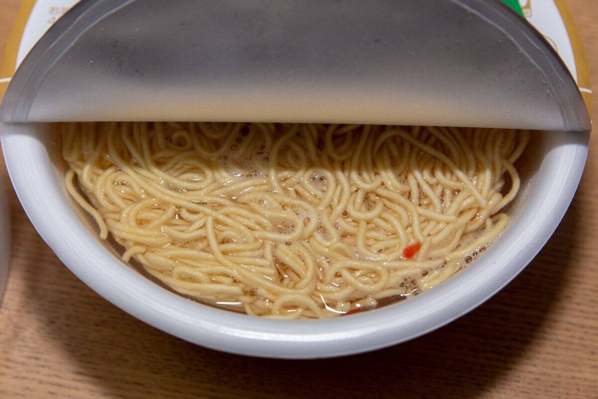 チーズとソースの新たな融合 パスタっぽい いいえ焼きそばです 日清焼そばu F O 濃い濃いソースペースト付き チーズ焼そば なんでもチャーハンもあるよ 年5月18日 エキサイトニュース