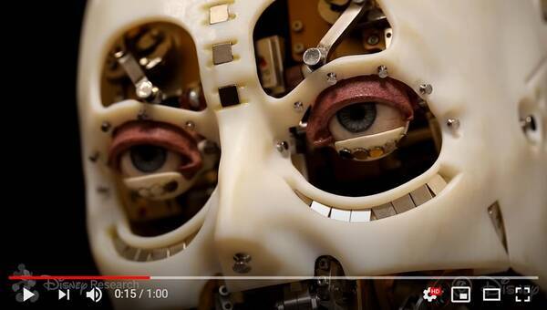 ディズニーの研究所がアイコンタクトするロボットを公開 夢の国が悪夢の国になるのか なぜ歯をつけた 年11月1日 エキサイトニュース ディズニーの研究所がアイコンタクトするロボットを公開 夢の国が悪夢の国になるのか なぜ歯をつけた 年11月1日 エキサイトニュース