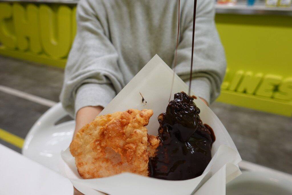 大きめチキンにまさかのチョコたっぷり 超高カロリーなバレンタイン チョコ肉 が後ろめたいウマさ 21年2月14日 エキサイトニュース