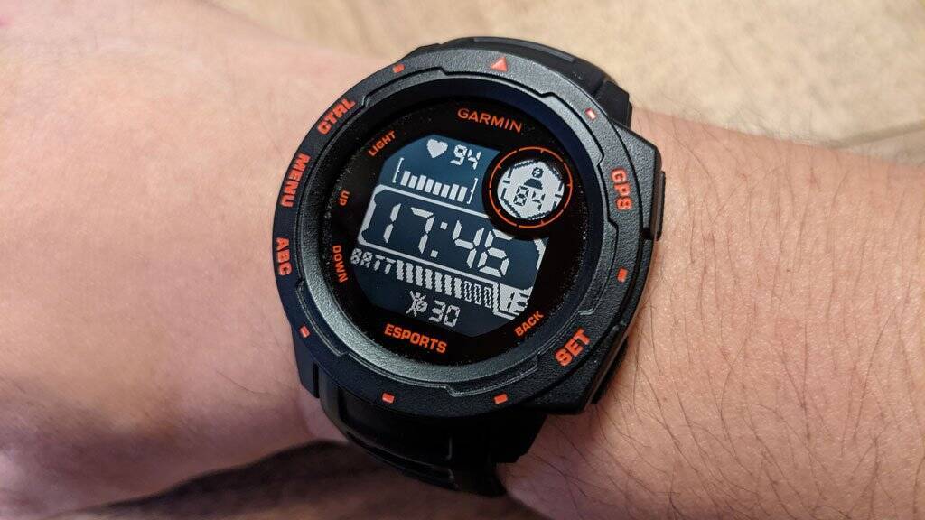 Garminのgpsウォッチ Instinct Eスポーツモデルをレビュー 心拍数やストレスをリアルタイム表示してゲーム実況してみた 21年3月10日 エキサイトニュース