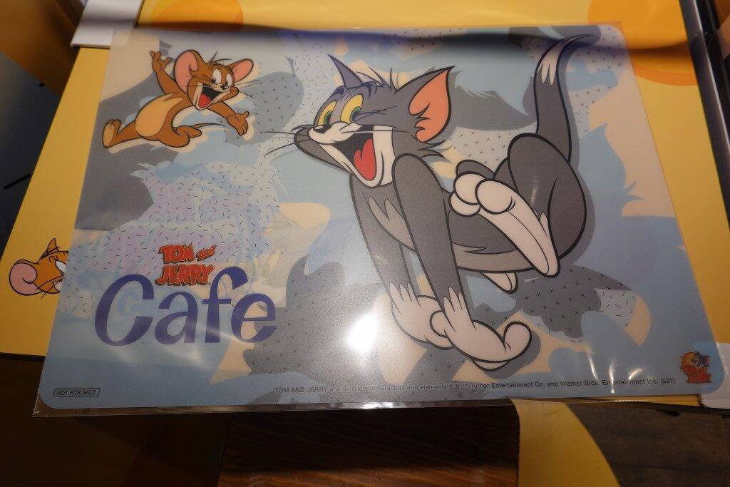 ジェリーの好物 チーズ がテーマのポップなカフェ 期間限定オープンの トムとジェリー カフェで トムジェリの世界を味わってきたよ 21年4月21日 エキサイトニュース