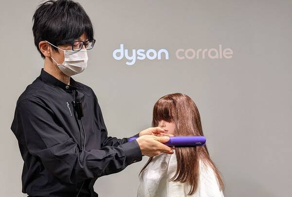 ダイソンがコードレスヘアアイロン Dyson Corrale を発売 毛束の形状に合わせてたわむプレートにより低温で均一な力のスタイリングが可能に 21年6月24日 エキサイトニュース