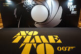 「東京ミッドタウン日比谷で007気分を満喫！『007 ／ノー・タイム・トゥ・ダイ 』 公開記念展示が期間限定開催中、5日まで！」の画像1