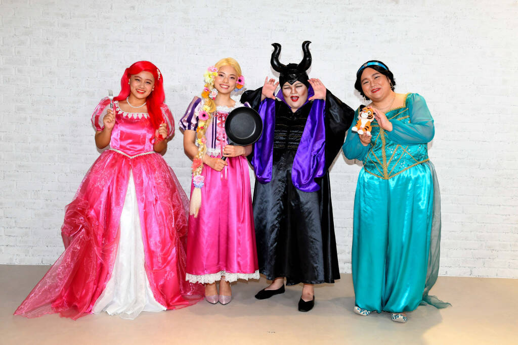 ぼる塾がプリンセス仮装で Happy Halloween オンラインで楽しめる ディズニープリンセス ハロウィーンパーティー 21 が開催中 21年10月25日 エキサイトニュース 2 2