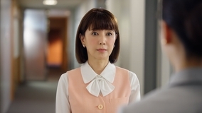 戸田恵子が新CMで一人二役、あの90年代ドラマが脳裏に浮かぶ事務員姿も披露！