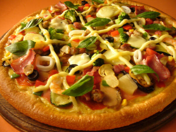 ドミノ ピザがあこがれのトッピング 全部のせ ピザ Zenbu Nosse を商品化 10年5月31日 エキサイトニュース