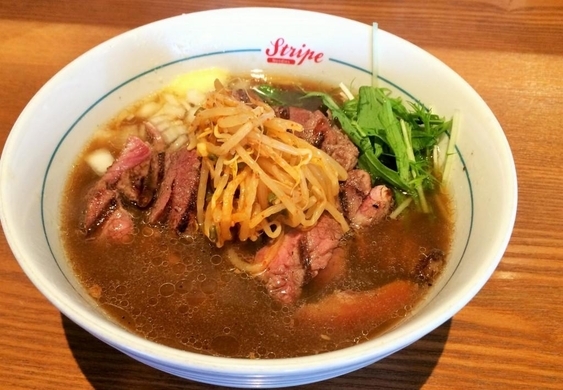 しずる村上純の出したラーメン二郎本でトラブル 村上は二郎だけではないのですよ と意味深なツイートも 13年9月24日 エキサイトニュース