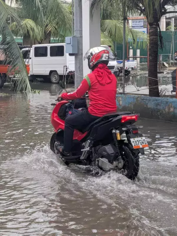 成田-セブ線、運航を再開、ユナイテッド航空が初便、他社も5日から順次再始動