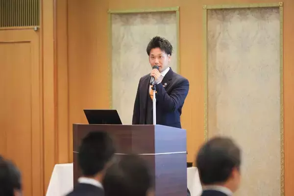 田中佑弥代表 29歳で三代目を継いだ事業承継の決断