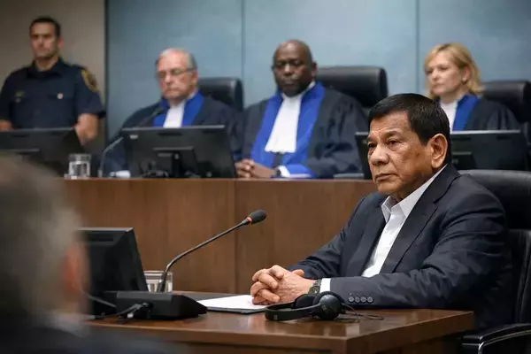 ICC、ドゥテルテ前大統領を「人道に対する罪」で起訴へ