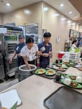 米粒崩壊！ フィリピンの惨劇ランチに絶句、唯一の救いは甘美なハロハロのみという「食の不毛地帯」