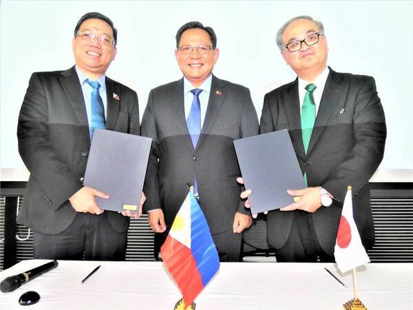 フィリピン貿易産業省と りそなグループ3社 投資促進への協力に関する覚書 を締結 17年10月5日 エキサイトニュース