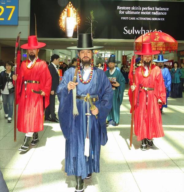 おとぼけ韓国 自衛隊機へのレーダー照射事件と同じ フッ化水素の横流しを否定 19年7月9日 エキサイトニュース