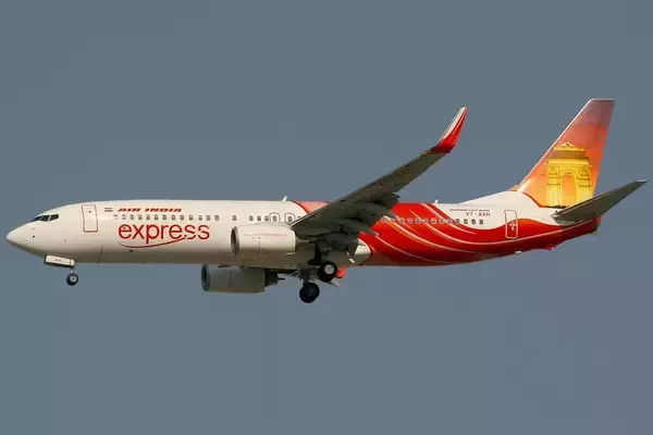 インド南部で旅客機が着陸に失敗　16人以上死亡・123人以上負傷