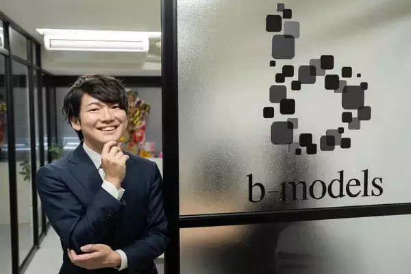 株式会社b-models、韓国美容を「機器販売」で終わらせないサロン支援