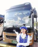 「那覇バス「定期観光バス」は、ゆったり3列シートのヒュンダイで快適！」の画像1