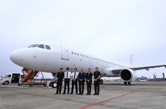 【ジェットスター・ジャパン】新ブランド移行へ着々 真っ白なA321LR「JA29LR」が成田到着