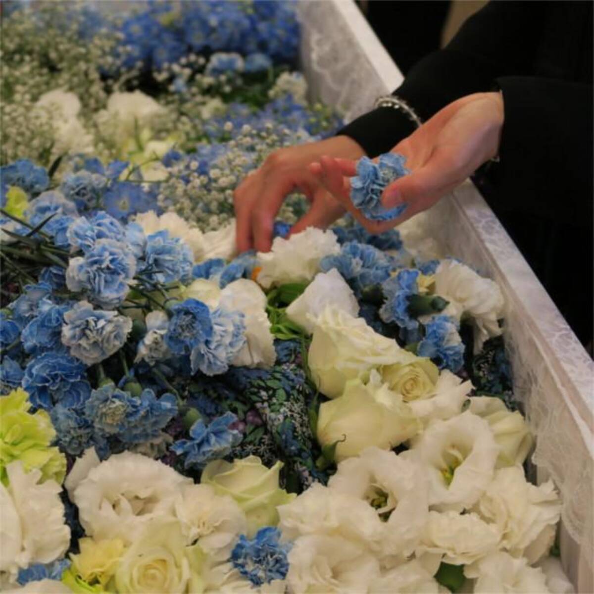 自分が死んだら棺に何を入れたいか 何が相応しいか 17年7月30日 エキサイトニュース