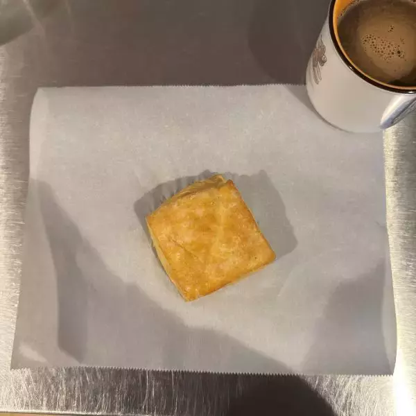 「クッキングシートに文字を書くと？　活用法が「目からウロコ」」の画像