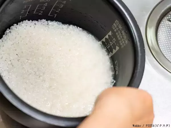 米2合に『ティースプーン1杯』入れると？　古い米をおいしく食べるコツ