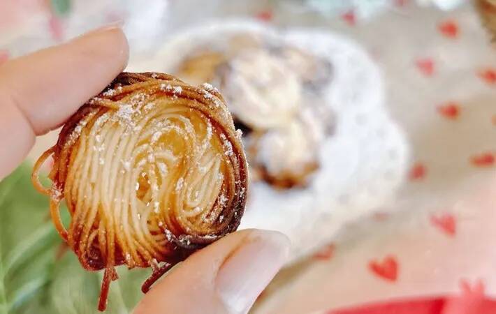 そうめんを『一口サイズ』に並べて？　完成品に「驚いた」「手が止まらない！」