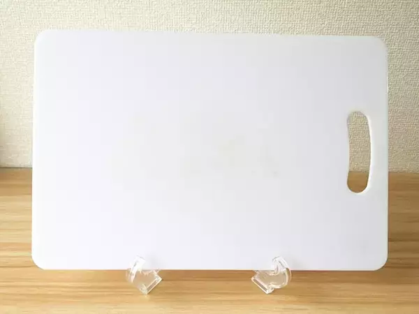 「100均の『クリアイーゼル』のじゃない使い方　家中で役立つアイディア【5選】」の画像
