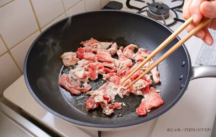 解凍した肉、いつまで食べられる？　注意点を日本ハムに聞いた