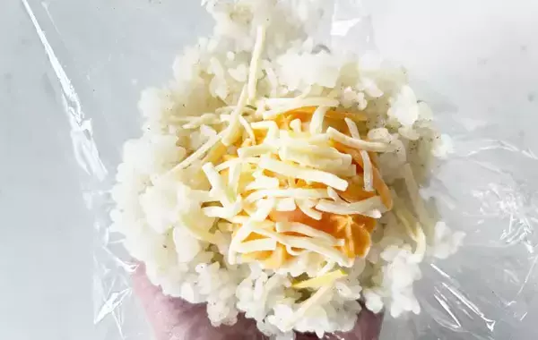 「「この発想はなかった」マンネリしがちなおにぎりの具に使ったのは…」の画像