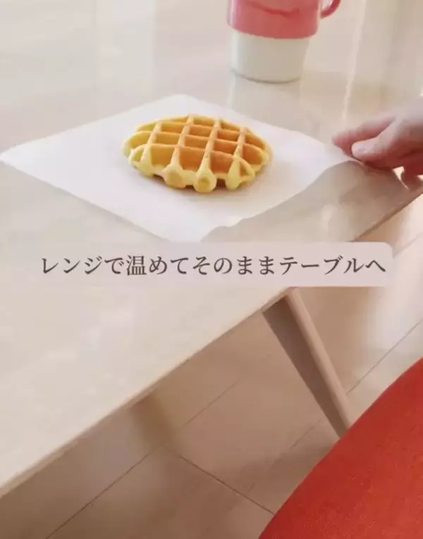 「クッキングシートを冷蔵庫に貼ったら？　料理以外の使い方に「天才すぎる」」の画像