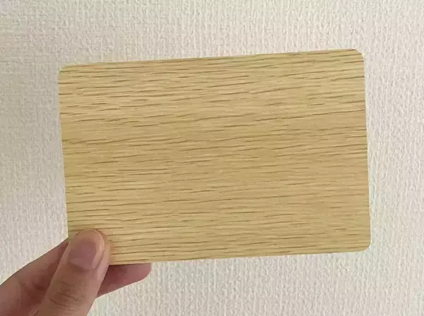 「ダイソーで見つけた『木の板』、と思いきや…　とっても便利なアイテムだった！」の画像