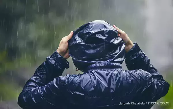 「その行動、ちょっと待って！　雨の日の防犯チェックリスト【元警察官が解説】」の画像