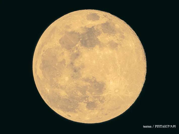 2025年最後の『スーパームーン』がもうすぐ！　特別な満月に何を願う？