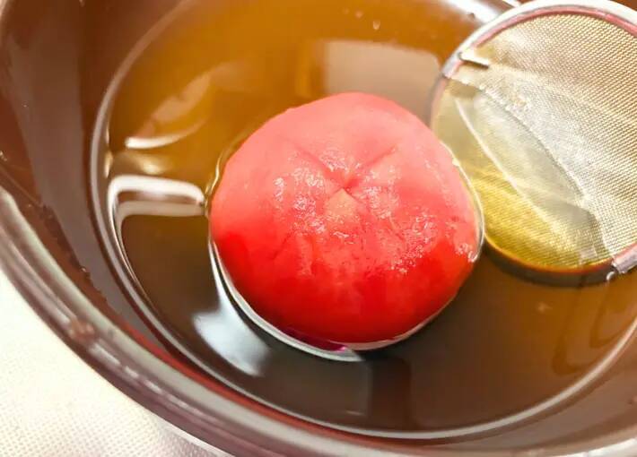 材料たった3つだけ！　トマトと大葉の一品に「実は超簡単」「夫が大絶賛」