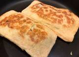 「この手があった！粉を使わない『お好み焼き風』　油揚げに具材を詰めて」の画像4