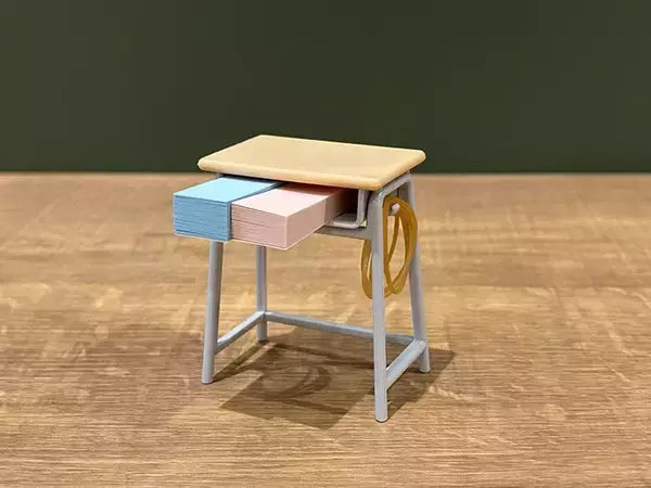 「【セリア】100均の『スクールデスクセット』を活用！　職場で便利な使い方が、こちら」の画像